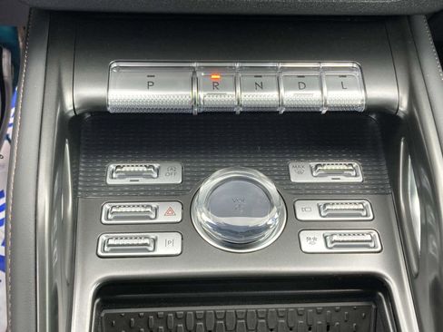 New 2025 Lincoln Nautilus Reserve image 28