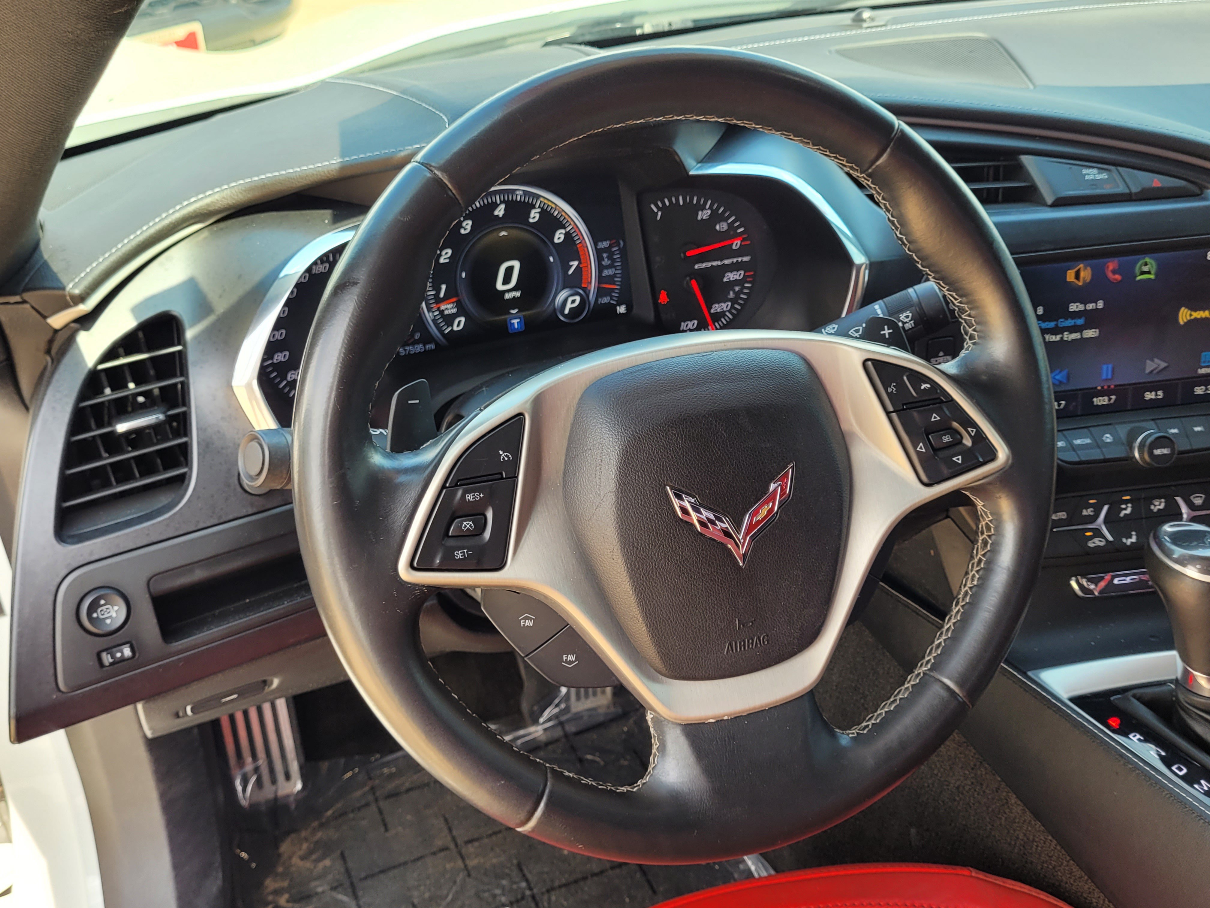 Used 2015 Chevrolet Corvette Stingray Coupe w/ ZF1 Appearance Package RWD image 10