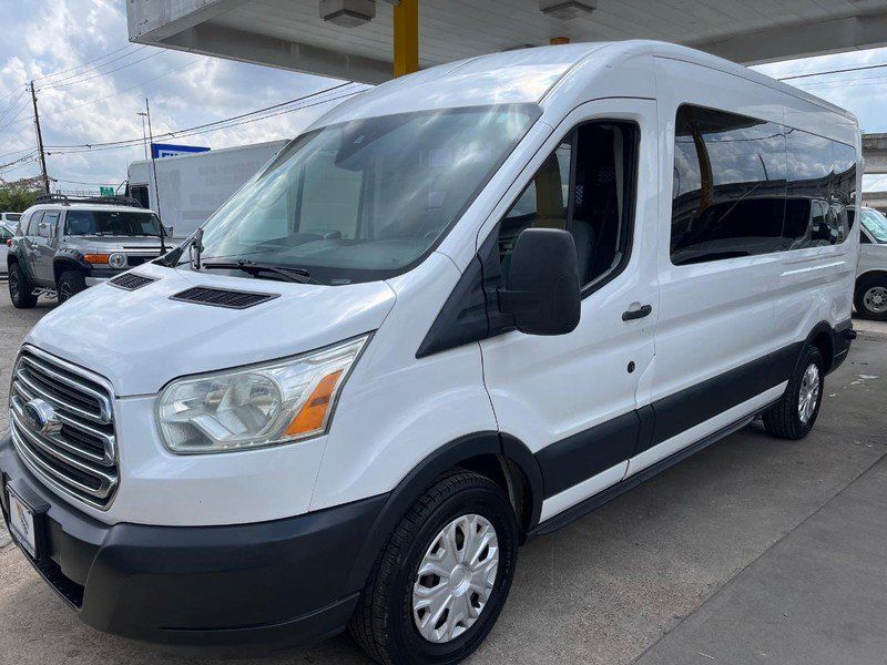 Used 2015 Ford Transit 350 XLT RWD image 3