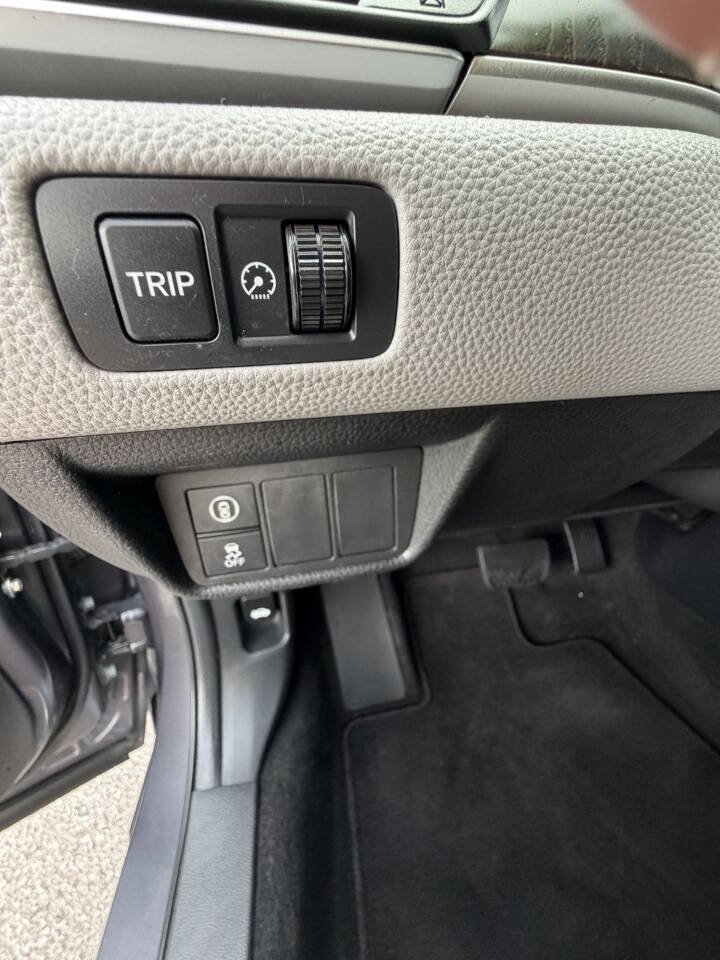 Used 2019 Honda Accord EX image 27