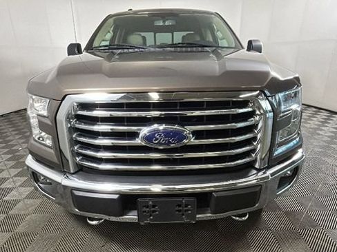 Used 2015 Ford F150 XLT w/ Equipment Group 302A Luxury AWD/4WD image 7