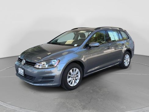 Used 2016 Volkswagen Golf S FWD image 1