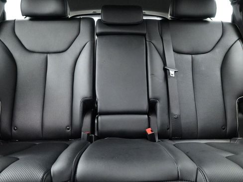 Certified 2023 Hyundai Santa Fe Limited image 16