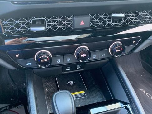 Used 2025 Honda Accord Sport image 16