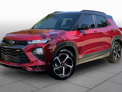 Used 2023 Chevrolet TrailBlazer RS w/ Sun and Liftgate Package FWD image 1