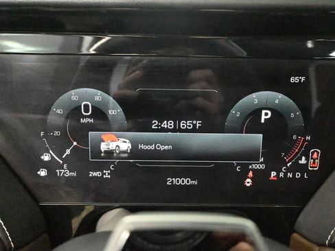 Used 2025 GMC Yukon Denali Ultimate image 39