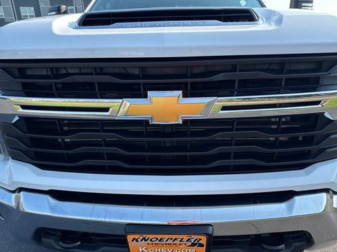 Used 2024 Chevrolet Silverado 2500 LT w/ Convenience Package AWD/4WD image 33