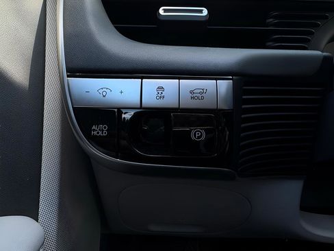 Certified 2024 Hyundai Ioniq 5 Limited AWD/4WD image 24