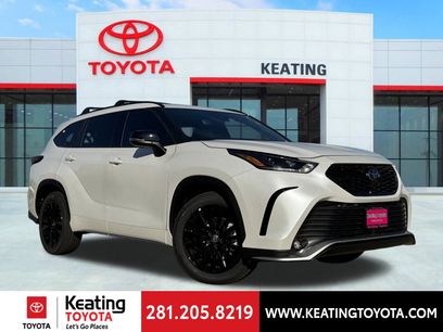 New 2026 Toyota Highlander XSE