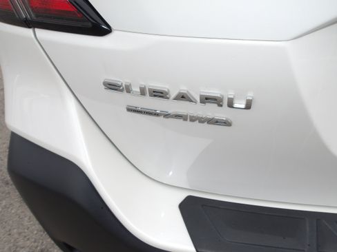 Used 2025 Subaru Outback Limited image 9