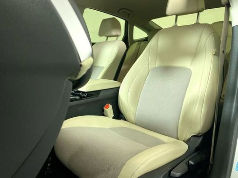 Used 2018 Honda Clarity Base image 21