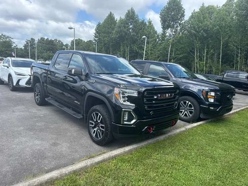 Used 2020 GMC Sierra 1500 AT4 w/ AT4 Premium Package AWD/4WD image 2