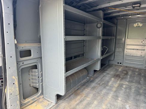 Used 2018 Nissan NV 2500 S RWD image 21