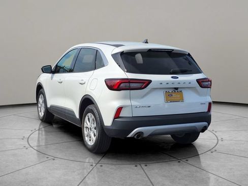 Certified 2023 Ford Escape Active AWD/4WD image 10