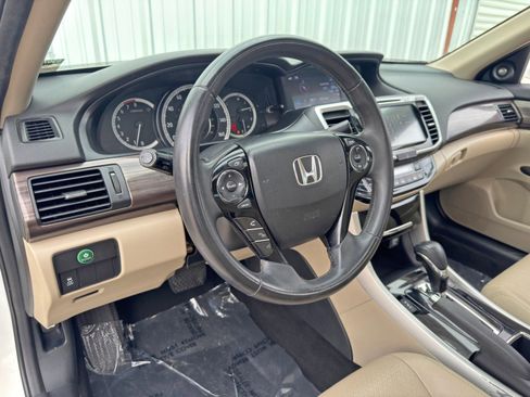 Used 2017 Honda Accord EX-L image 13