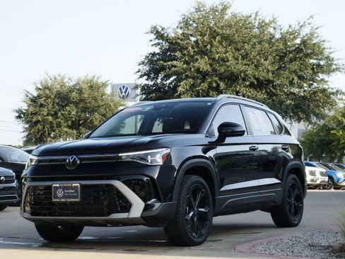 Certified 2025 Volkswagen Taos SEL AWD/4WD image 7