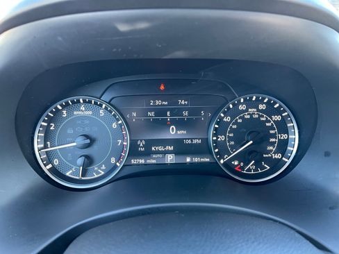 Used 2024 Nissan Armada SL w/ Captain's Chairs Package image 9