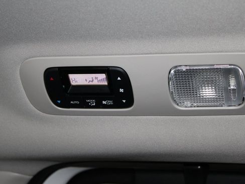 Used 2025 Honda Odyssey Elite image 20