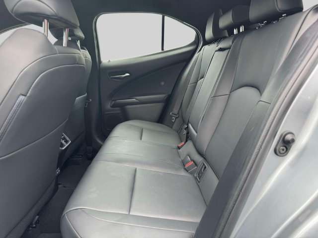 Used 2023 Lexus UX 250h AWD w/ Accessory Package (Z2) image 15