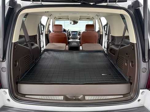 Used 2019 Chevrolet Tahoe Premier AWD/4WD image 32