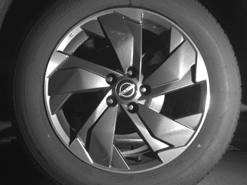 Used 2025 Nissan Rogue SV image 14