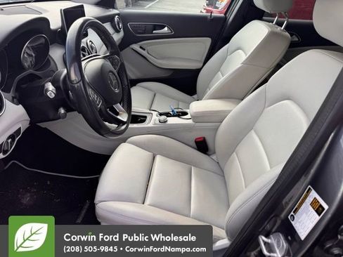 Used 2017 Mercedes-Benz GLA 250 4MATIC image 10