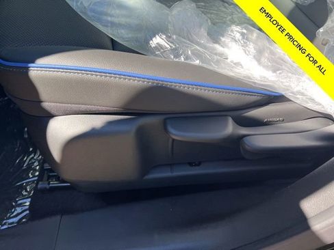 New 2025 Buick Encore GX Sport Touring image 17