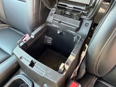 Used 2024 Jeep Wrangler Unlimited Sahara w/ Safety Group image 28