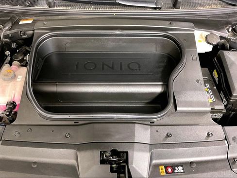 Used 2024 Hyundai Ioniq 6 SEL RWD image 9