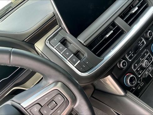 Used 2023 Chevrolet Tahoe Z71 AWD/4WD image 10