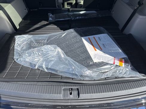 New 2026 Volkswagen Atlas SEL Premium R-Line AWD/4WD image 22