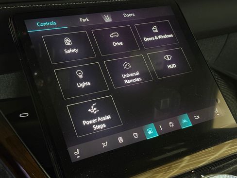 New 2025 Cadillac Escalade Premium Luxury Platinum image 35