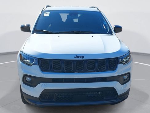 New 2026 Jeep Compass Latitude image 2