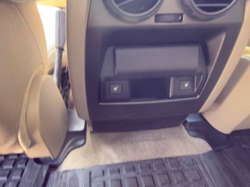 Used 2012 Land Rover LR4 HSE AWD/4WD image 39