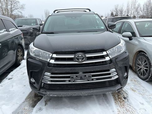 Used 2019 Toyota Highlander Limited image 2