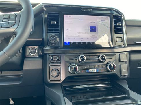 New 2026 Ford F350 Lariat w/ Lariat Premium Package AWD/4WD image 9
