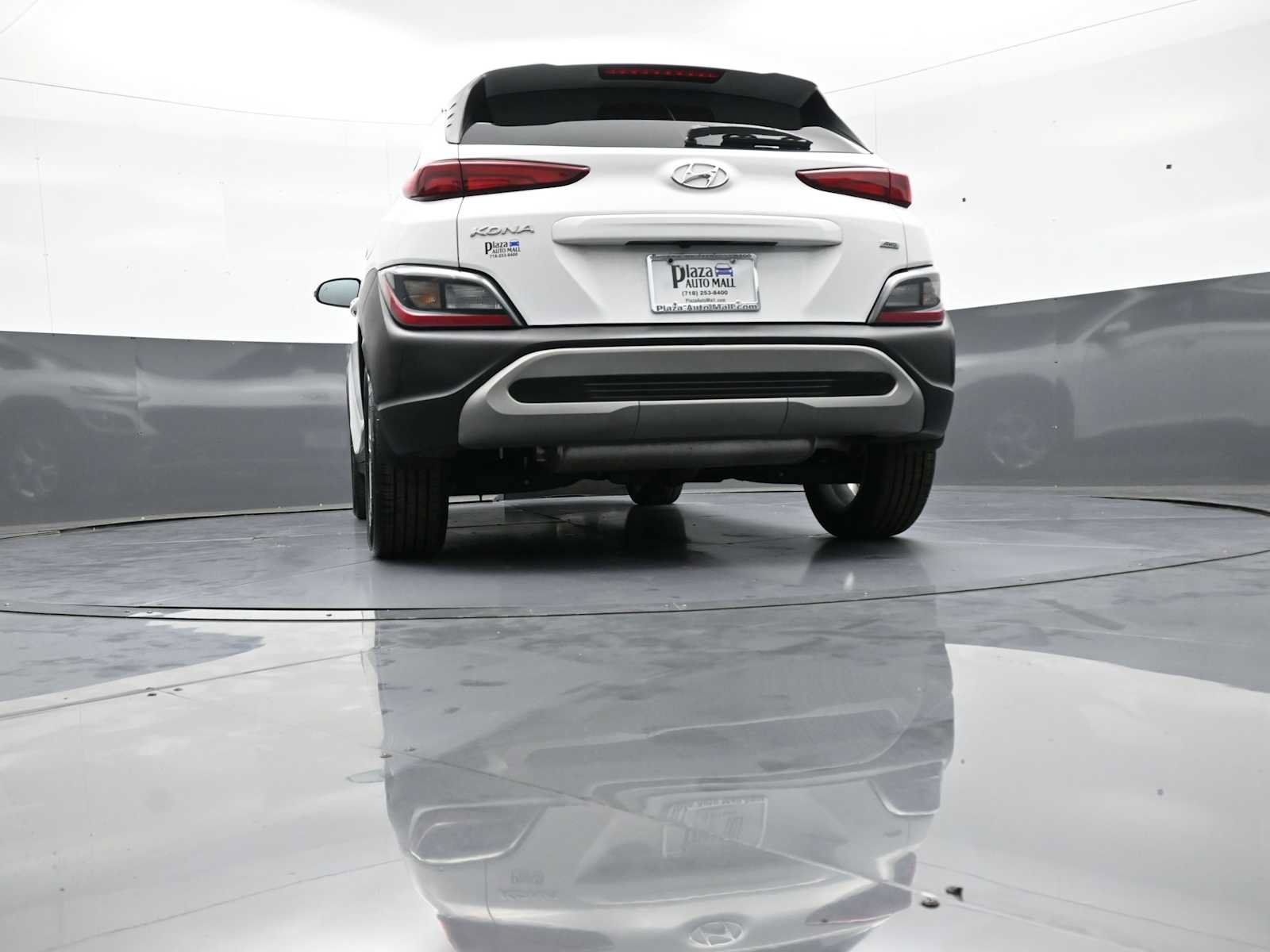 Certified 2023 Hyundai Kona SEL AWD/4WD image 28