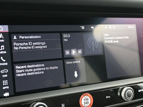 New 2026 Porsche Macan image 19