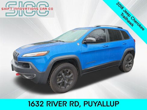 Used 2018 Jeep Cherokee Trailhawk w/ Quick Order Package 25L image 1