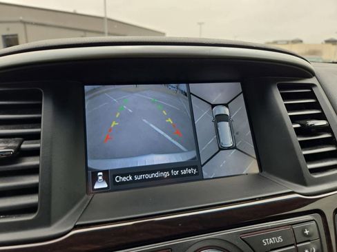 Used 2016 Nissan Pathfinder SL w/ SL Premium Package image 30