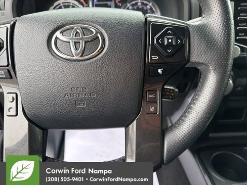 Used 2020 Toyota 4Runner TRD Off-Road Premium image 17