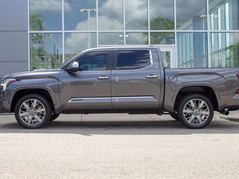 Used 2024 Toyota Tundra Capstone AWD/4WD image 7
