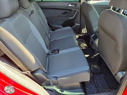 Used 2018 Volkswagen Tiguan S FWD image 19