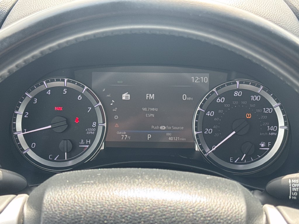 Used 2023 Toyota Highlander XLE AWD/4WD image 19