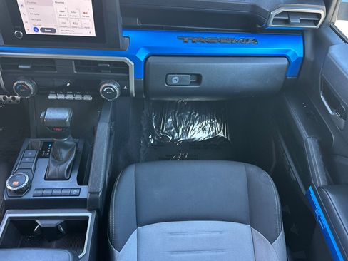 Used 2024 Toyota Tacoma TRD Sport RWD image 28