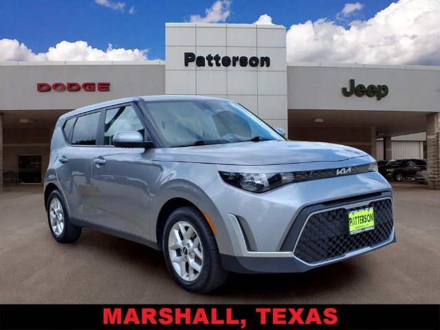 Used 2024 Kia Soul LX w/ Option Group 015 FWD image 1