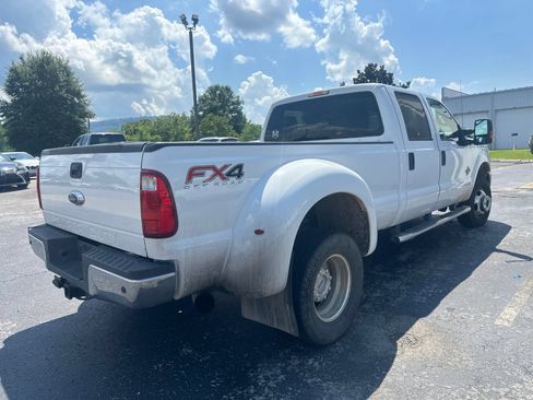 Used 2016 Ford F350 XLT w/ XLT Value Package AWD/4WD image 3