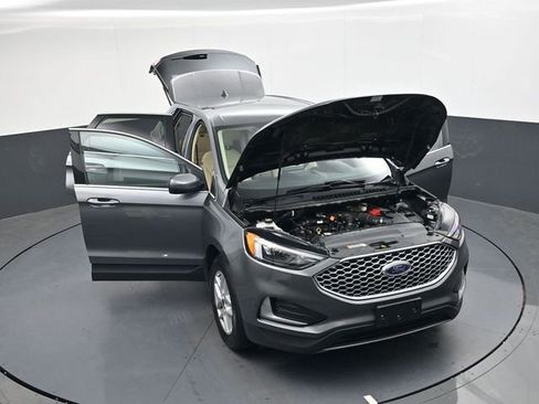 Used 2024 Ford Edge SEL image 36