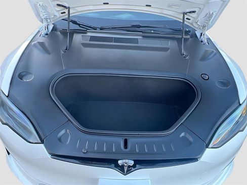 Used 2022 Tesla Model S image 28