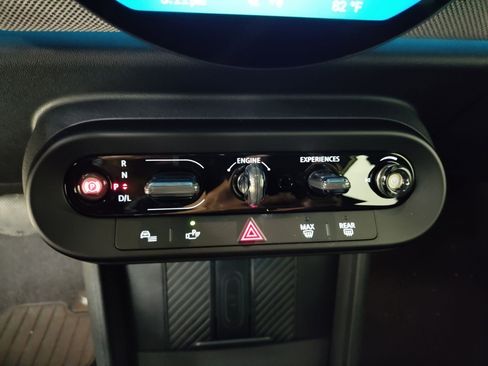 New 2026 MINI Cooper S image 21